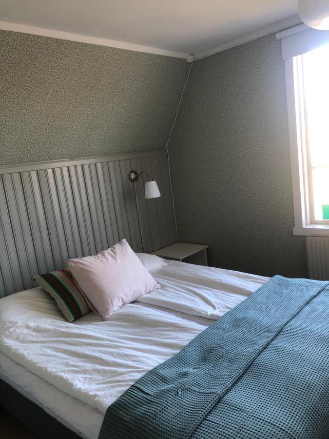 בורגהולם Rosenfors Herrgard B&B מראה חיצוני תמונה
