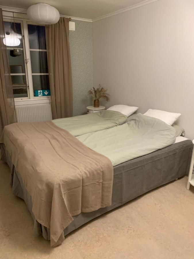 בורגהולם Rosenfors Herrgard B&B מראה חיצוני תמונה