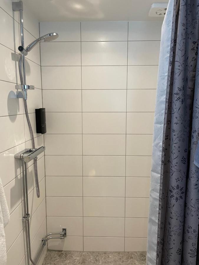 בורגהולם Rosenfors Herrgard B&B מראה חיצוני תמונה