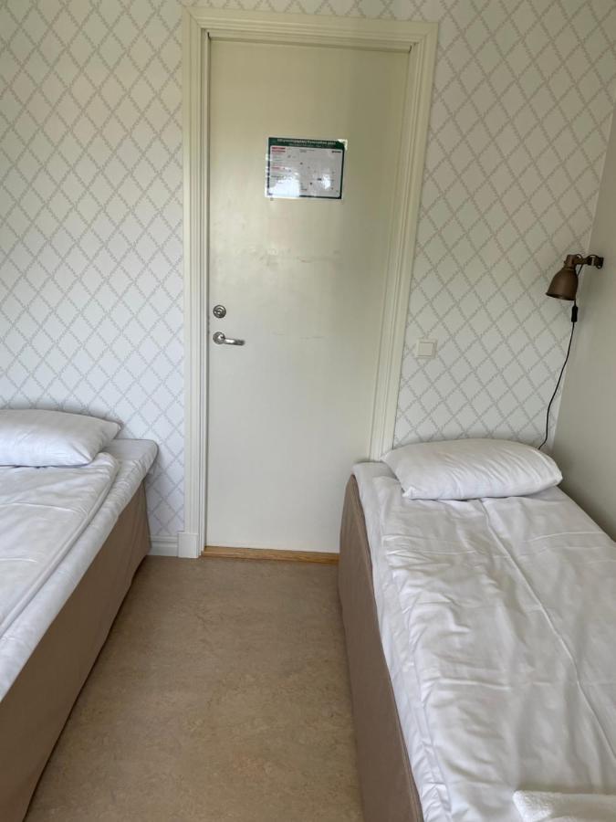 בורגהולם Rosenfors Herrgard B&B מראה חיצוני תמונה